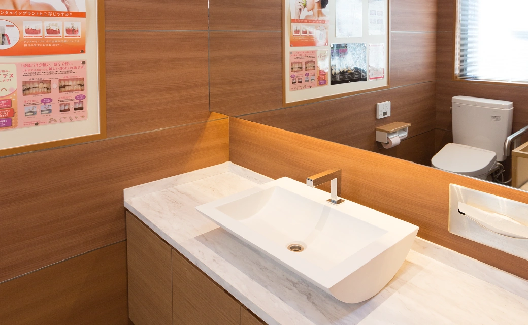 [写真]広々としたレストルーム