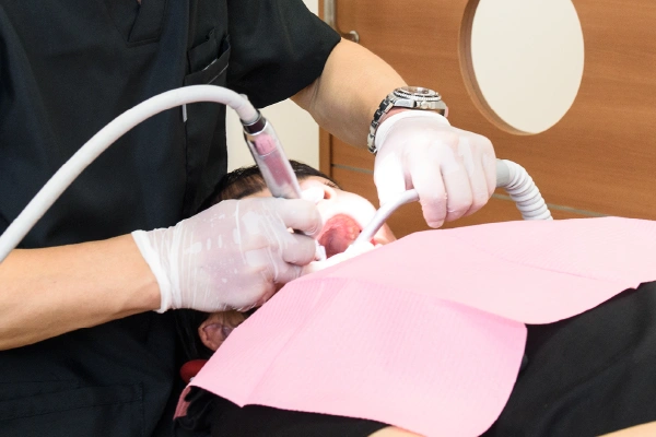 [写真]検査（応急処置）