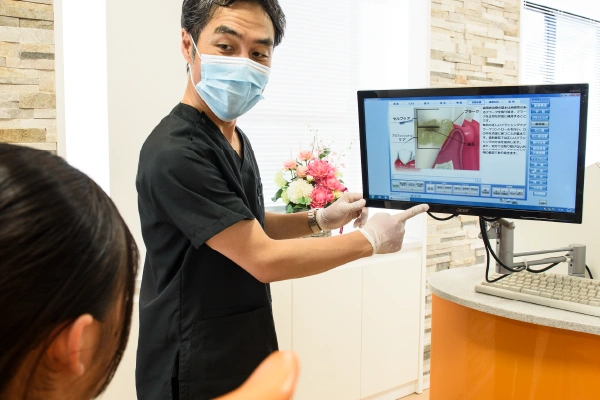 [写真]治療方針についてのご説明